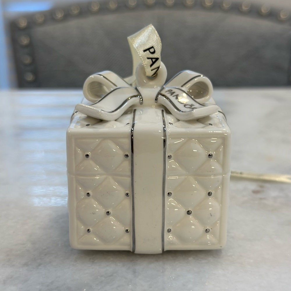 Pandora Holiday 2016 Porcelain Present Christmas Ornament